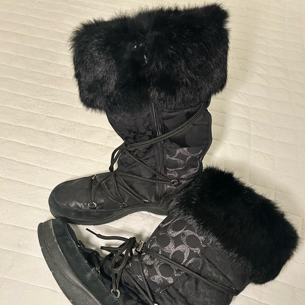 Coach snow boots ❄️🖤